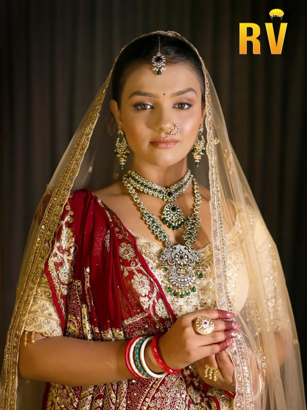Post 5 by Payal Soni | RV makeup studio on Instagram (carousel)