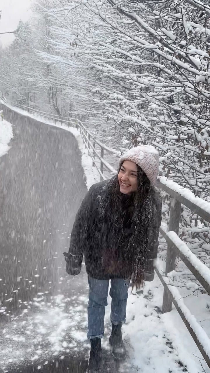 Post 4 by Milana Hryhorieva on Instagram (video)