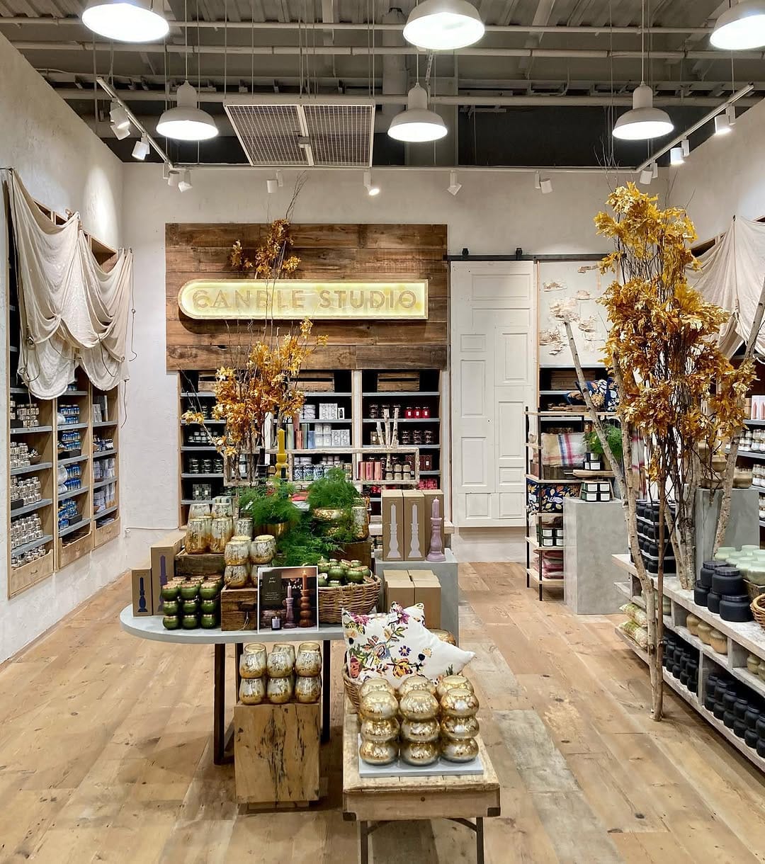 Post 4 by Anthropologie Palo Alto on Instagram (image)