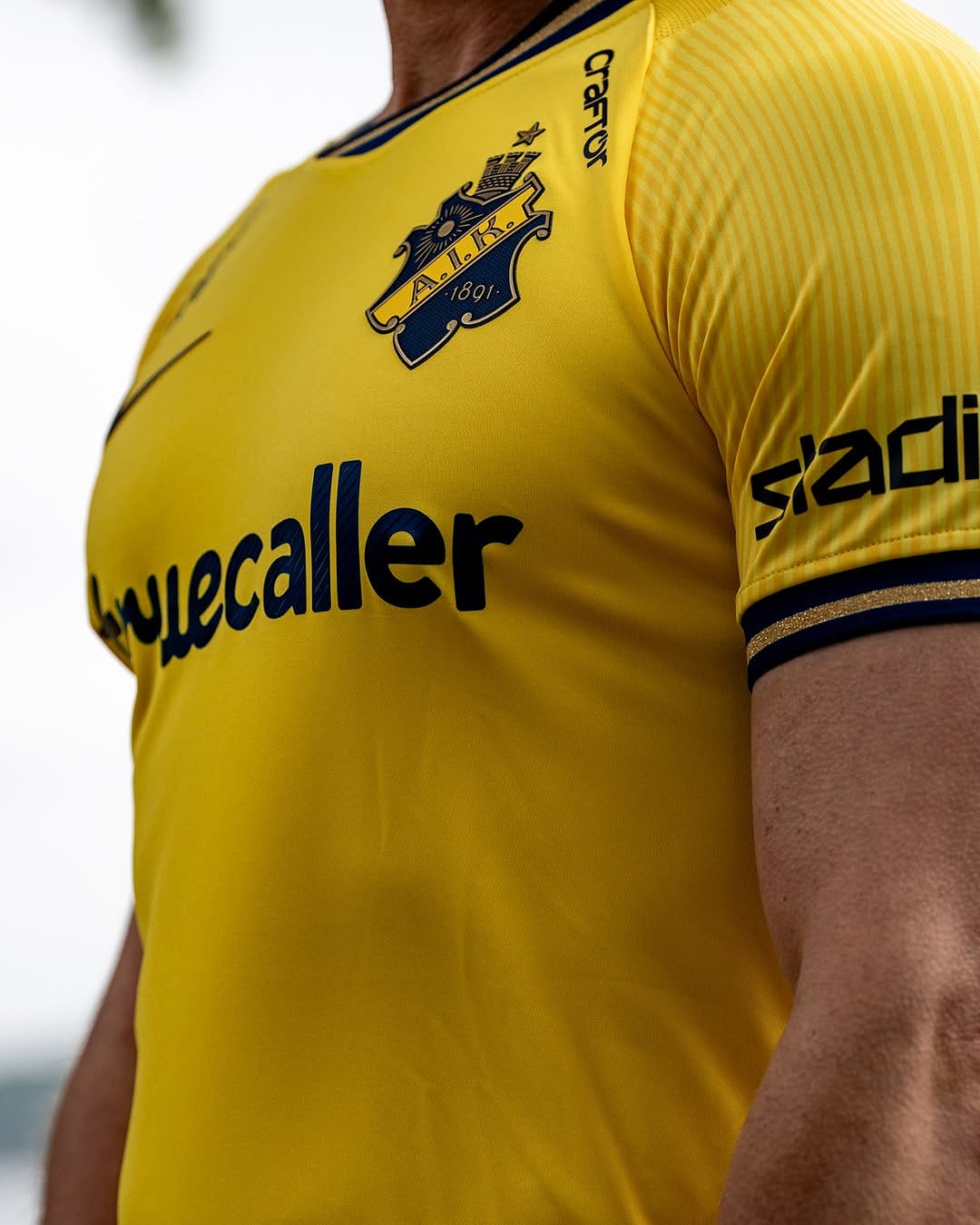 Post 10 by AIK Shop on Instagram (image)