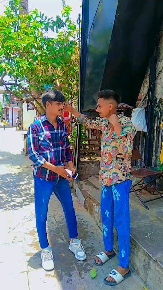 Post 2 by 😎46😎 on Instagram (video)