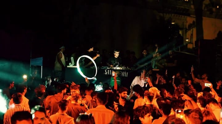 Post 6 by Hippy Culture India🇮🇳 on Instagram (video)