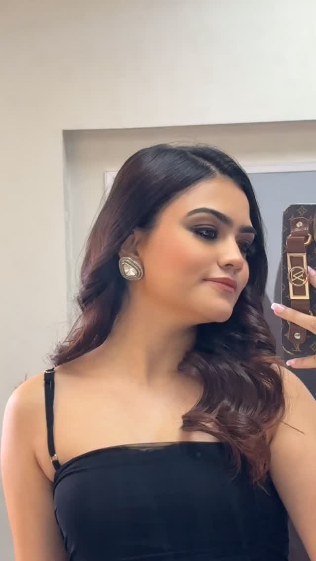 Post 1 by Kashish ✨🌙 on Instagram (video)