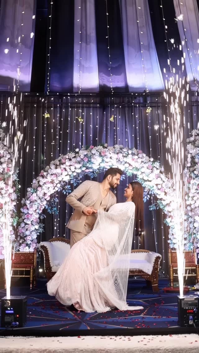 Post 7 by Roshani Chaurasiya on Instagram (video)