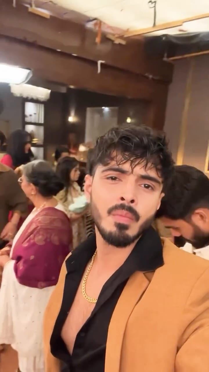 Post 5 by Rohit Chaudhary on Instagram (video)