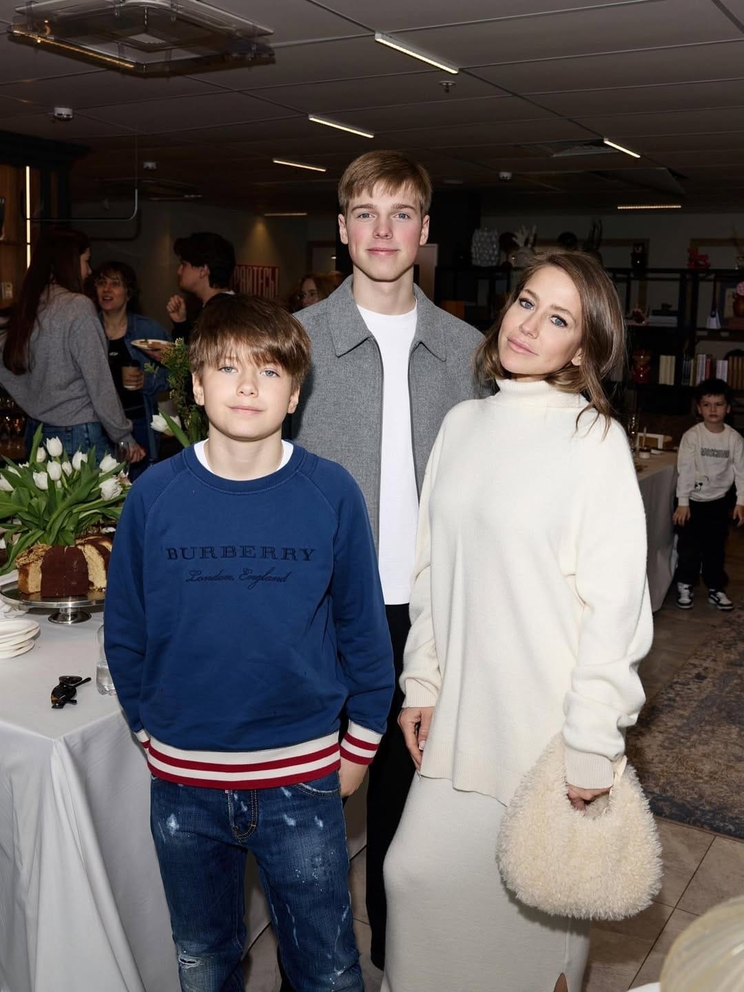 Post 2 by Юлия Барановская FAN on Instagram (carousel)