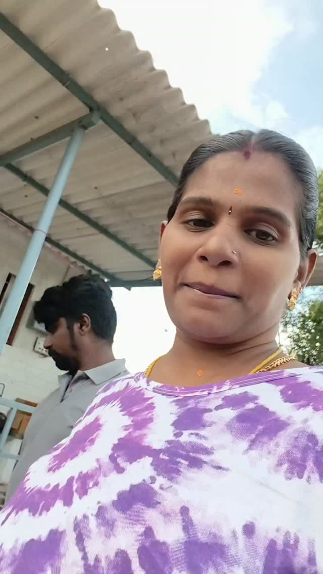 Post 4 by mohana priya on Instagram (video)