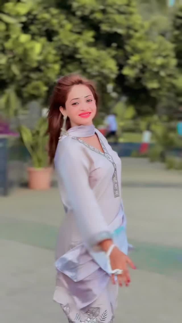 Post 9 by 💓apsara khan💓 on Instagram (video)