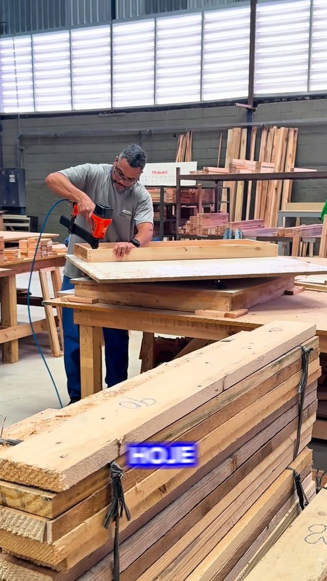 Post 7 by Moveplace Móveis on Instagram (video)