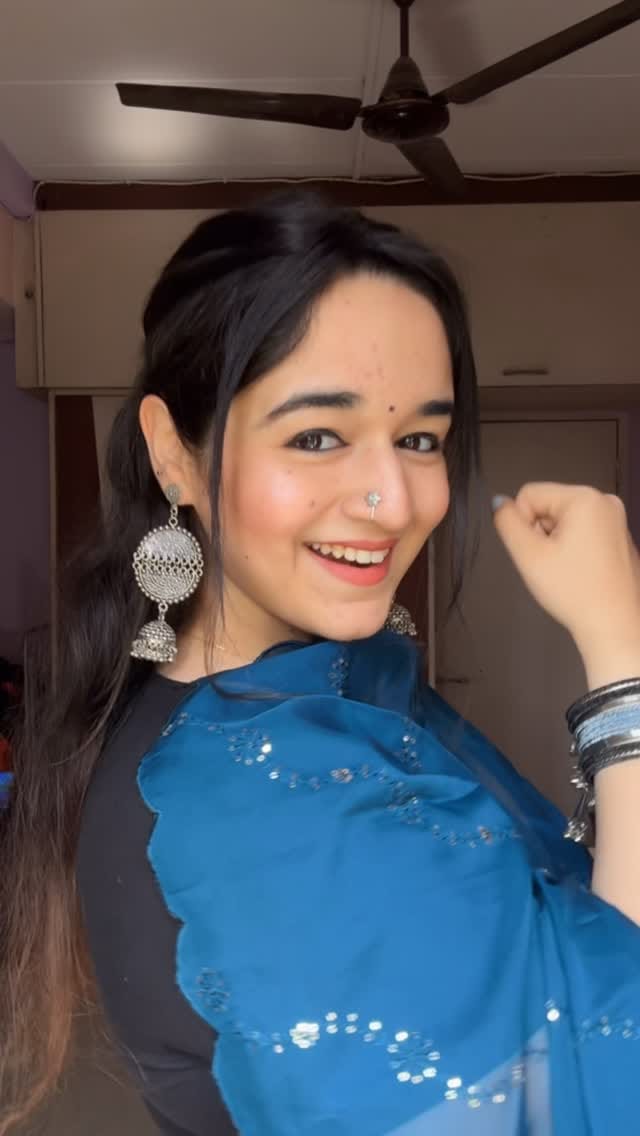 Post 1 by Ananya on Instagram (video)