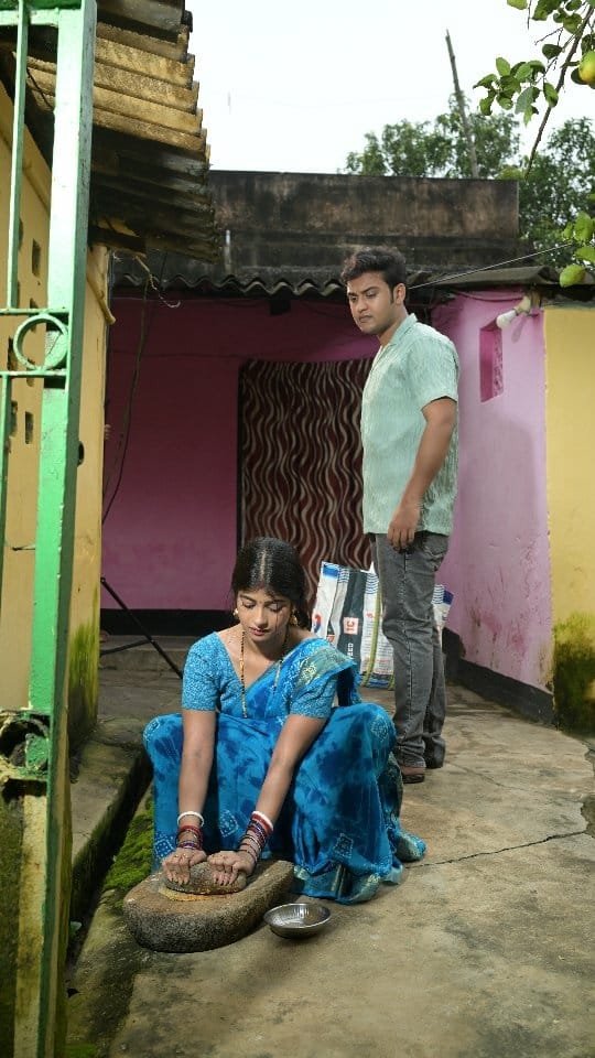 Post 8 by Manisha Dhar Mohapatra on Instagram (video)