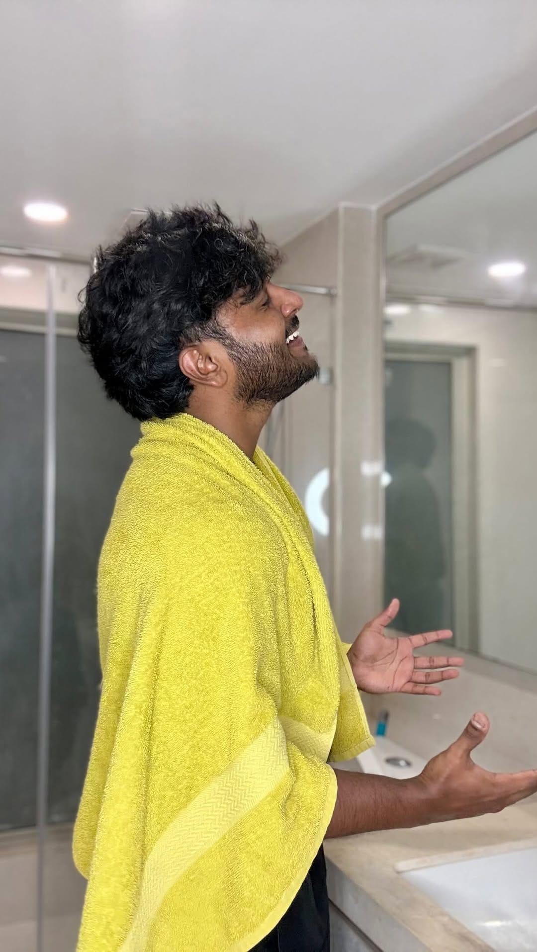 Post 6 by Nikhil Thomas on Instagram (video)