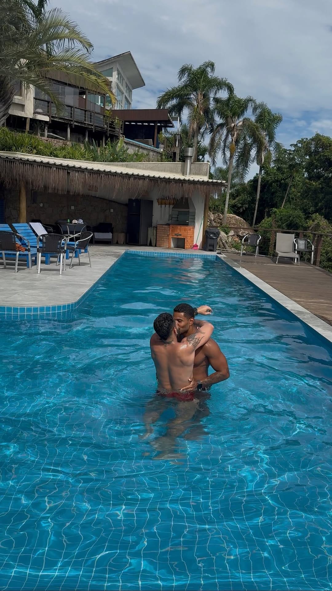Post 7 by Sanderson Teixeira on Instagram (video)