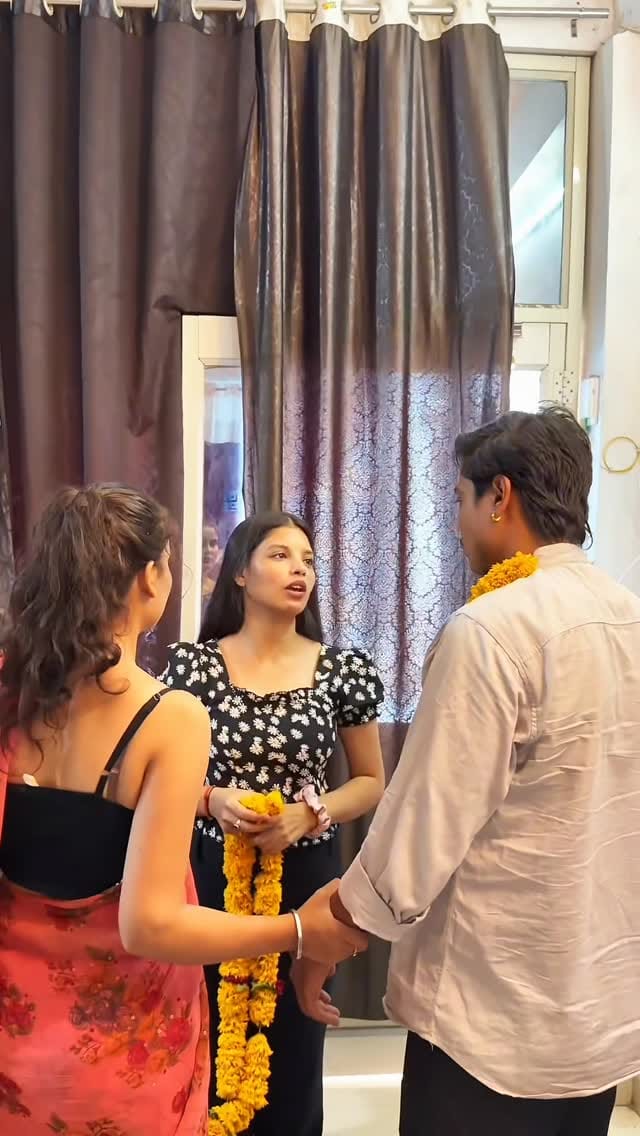 Post 10 by Kapil Raghuwanshi on Instagram (video)