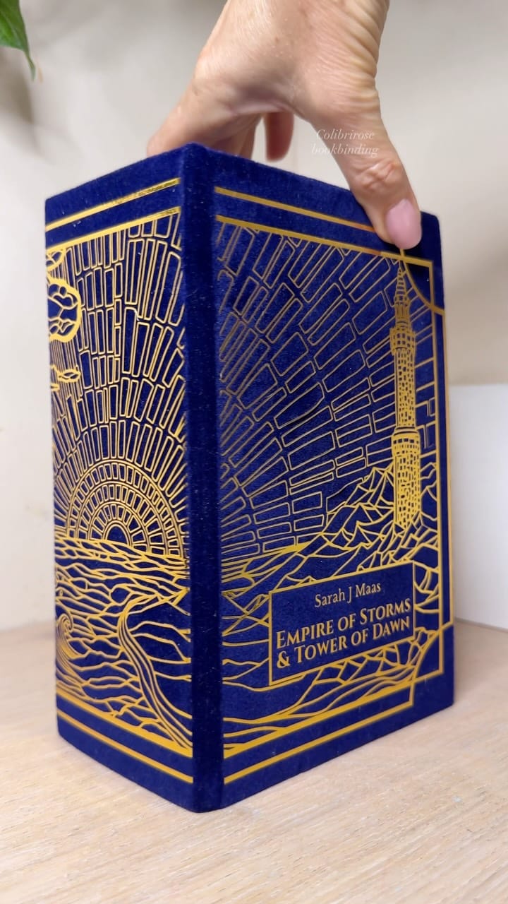 Post 5 by Ania Egorova                       Fore-edge painter 📚🎨 on Instagram (video)
