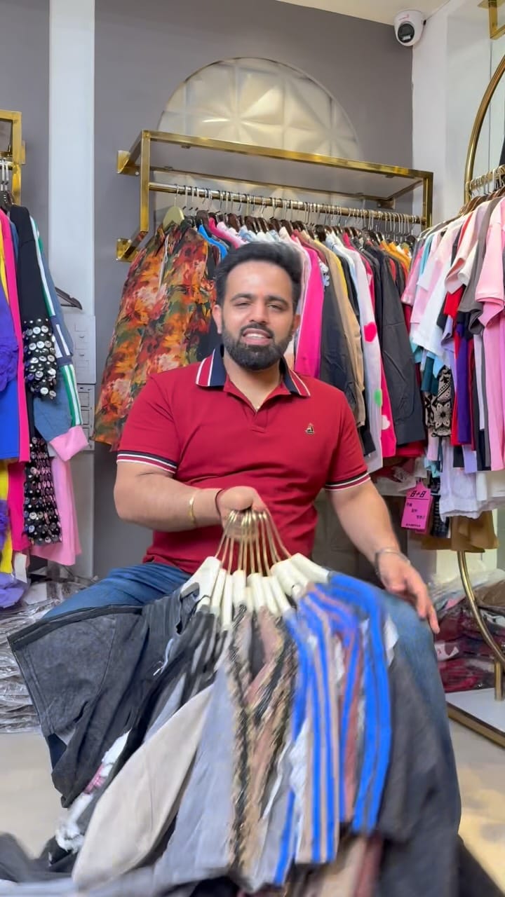 Post 3 by Baomee- Wholesale World on Instagram (video)