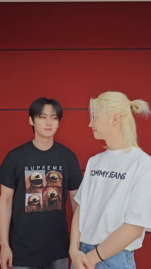 Post 5 by Felix 필릭스/ fanpage on Instagram (video)