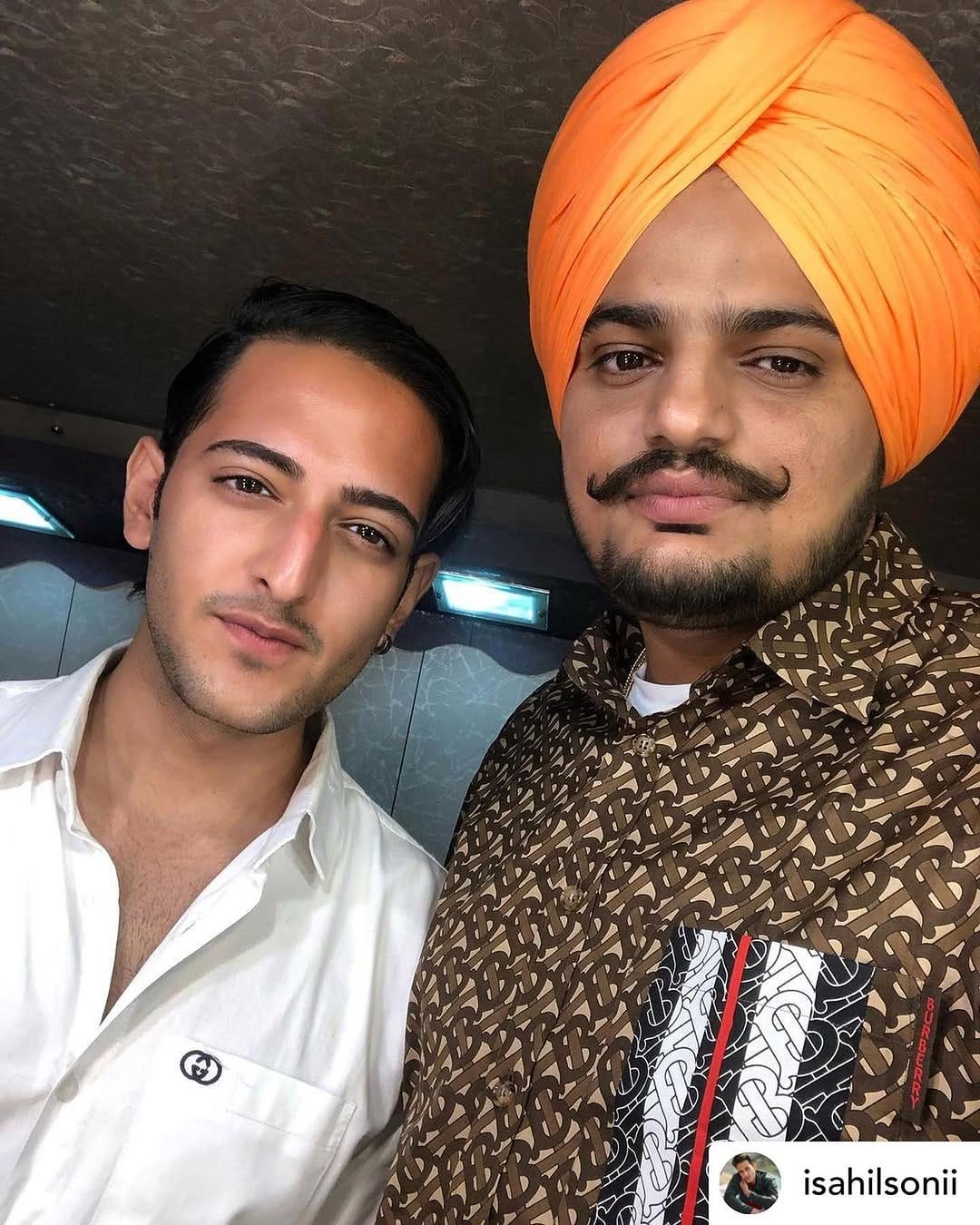 Post 10 by Sahil Soni on Instagram (carousel)
