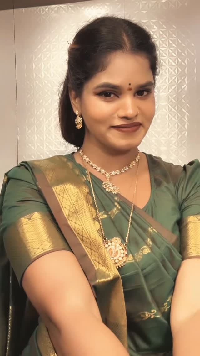 Post 6 by ஆவரணம்☀️ on Instagram (video)