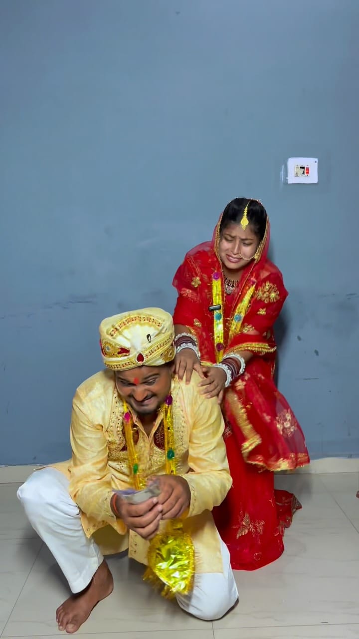 Post 2 by Ranveer Kumar Pandit on Instagram (video)