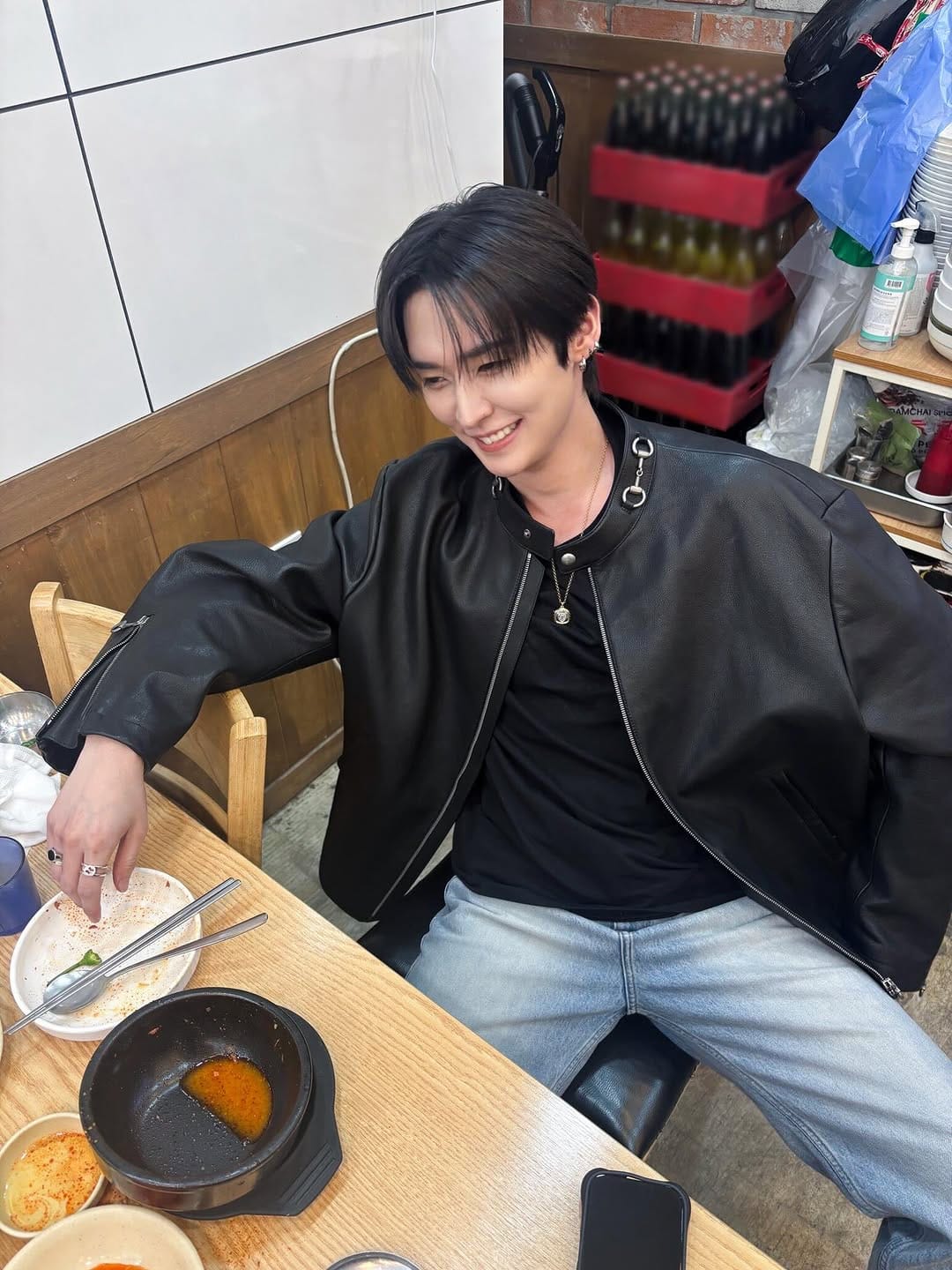 Post 1 by Stray Kids 스트레이 키즈/ fanpage on Instagram (carousel)