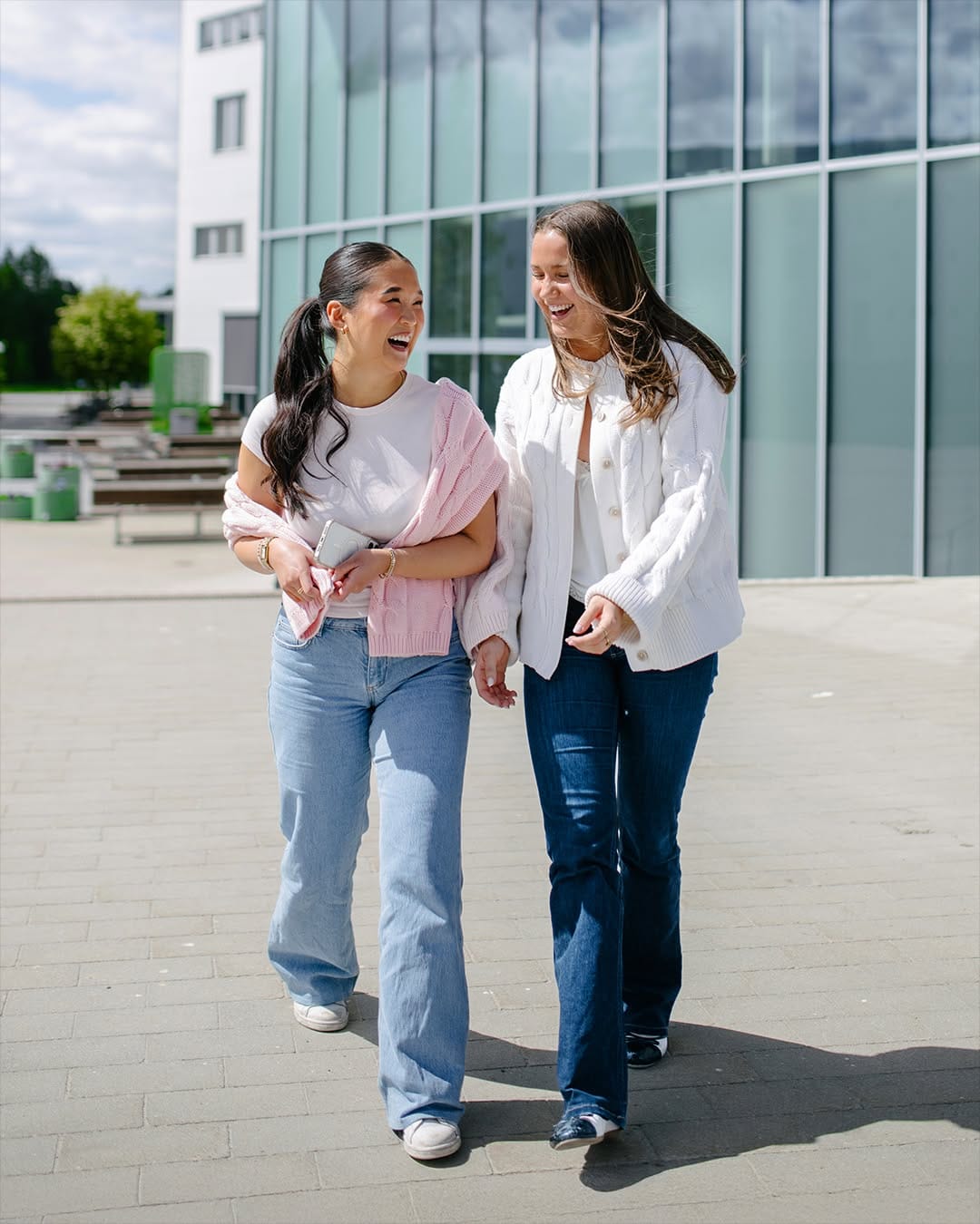 Post 2 by Örebro universitet on Instagram (carousel)