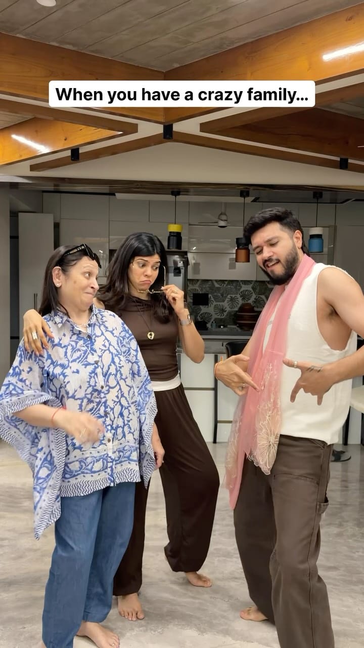 Post 3 by Chaitali Shah | Harshil Vasani on Instagram (video)