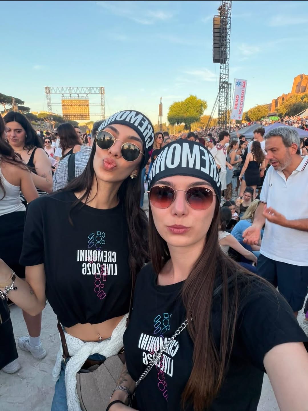Post 3 by 𝓐𝓵𝓮𝓼𝓼𝓲𝓪 𝓒𝓸𝓵𝓵𝓾.🖤 on Instagram (carousel)