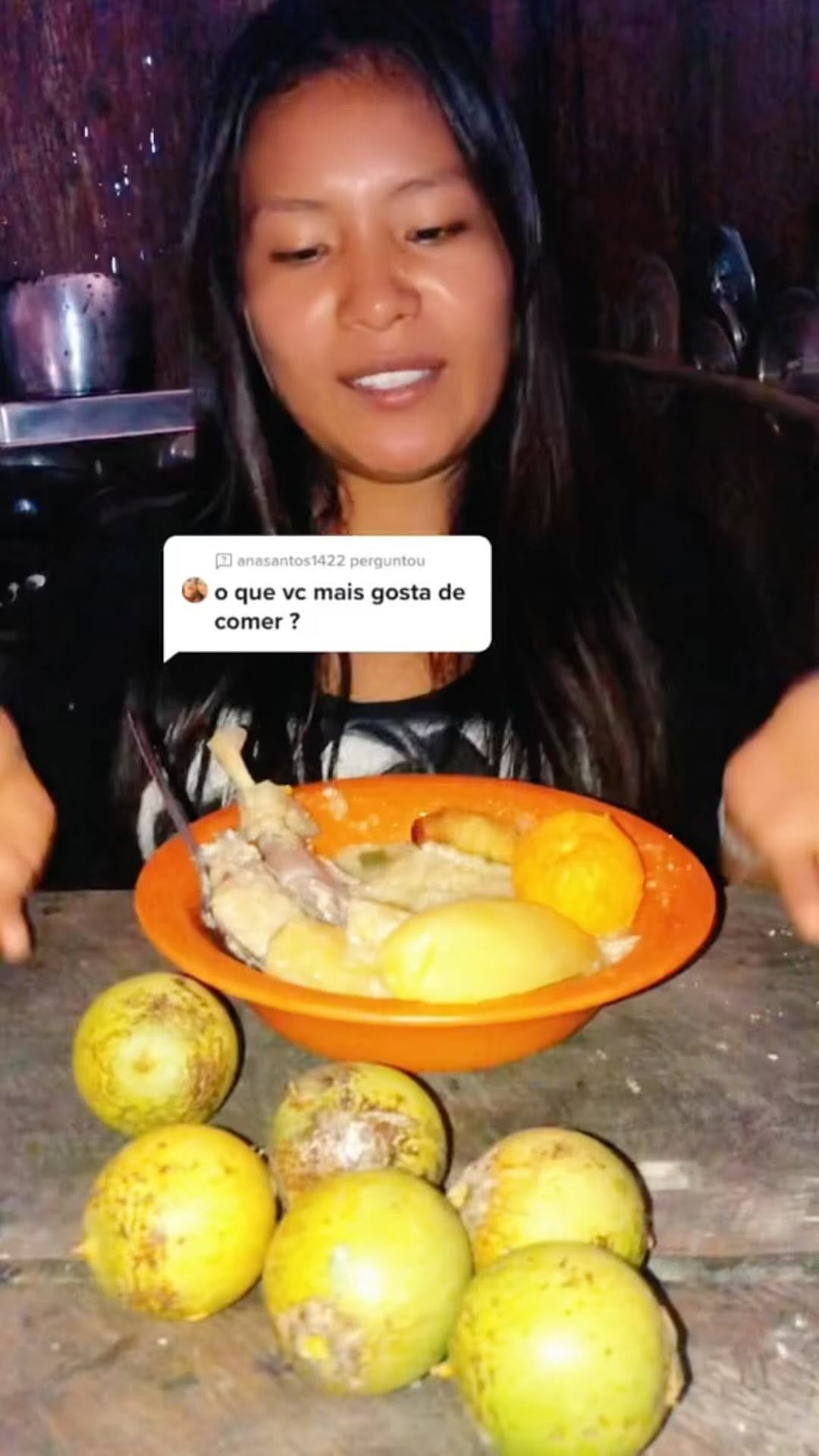 Post 10 by Maira Gomez on Instagram (video)