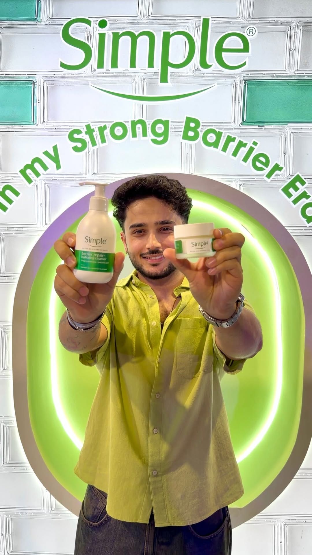Post 5 by Ritik Mahajan on Instagram (video)