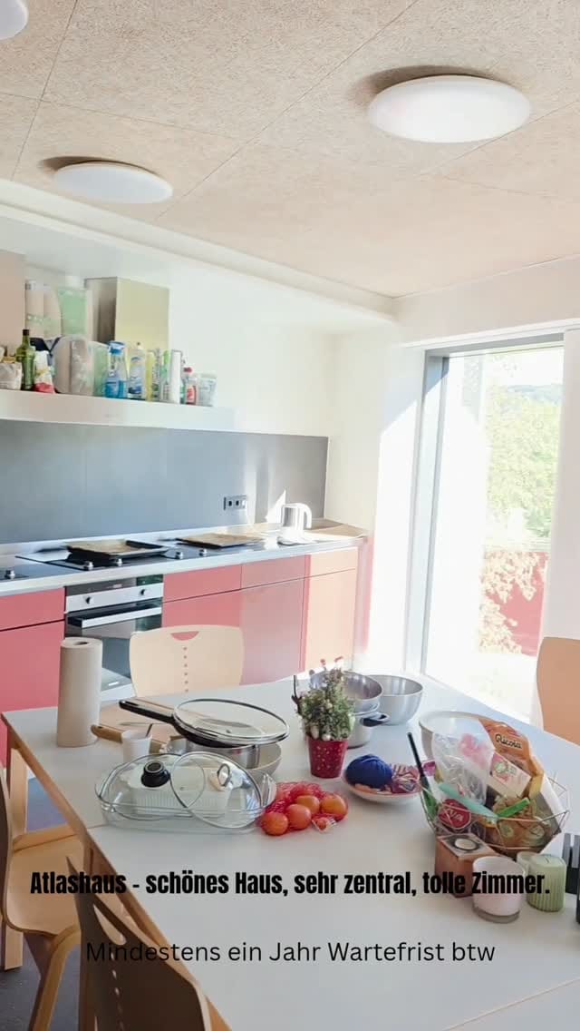 Post 7 by Studierendenwerk Marburg on Instagram (video)