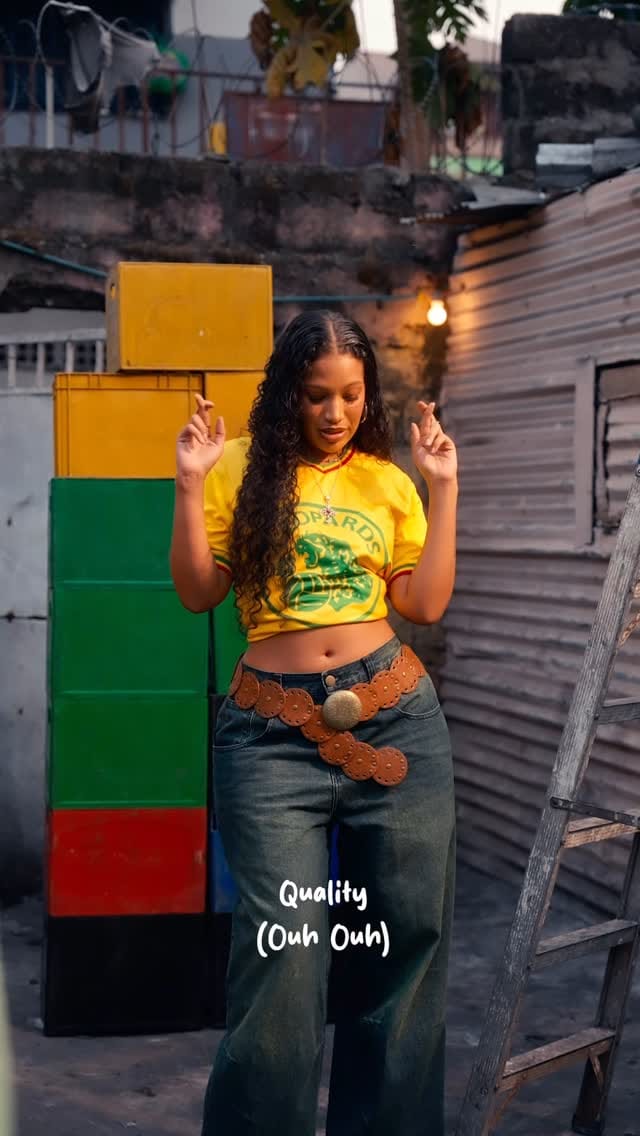 Post 5 by Page Fan de Mélissa Yansané on Instagram (video)