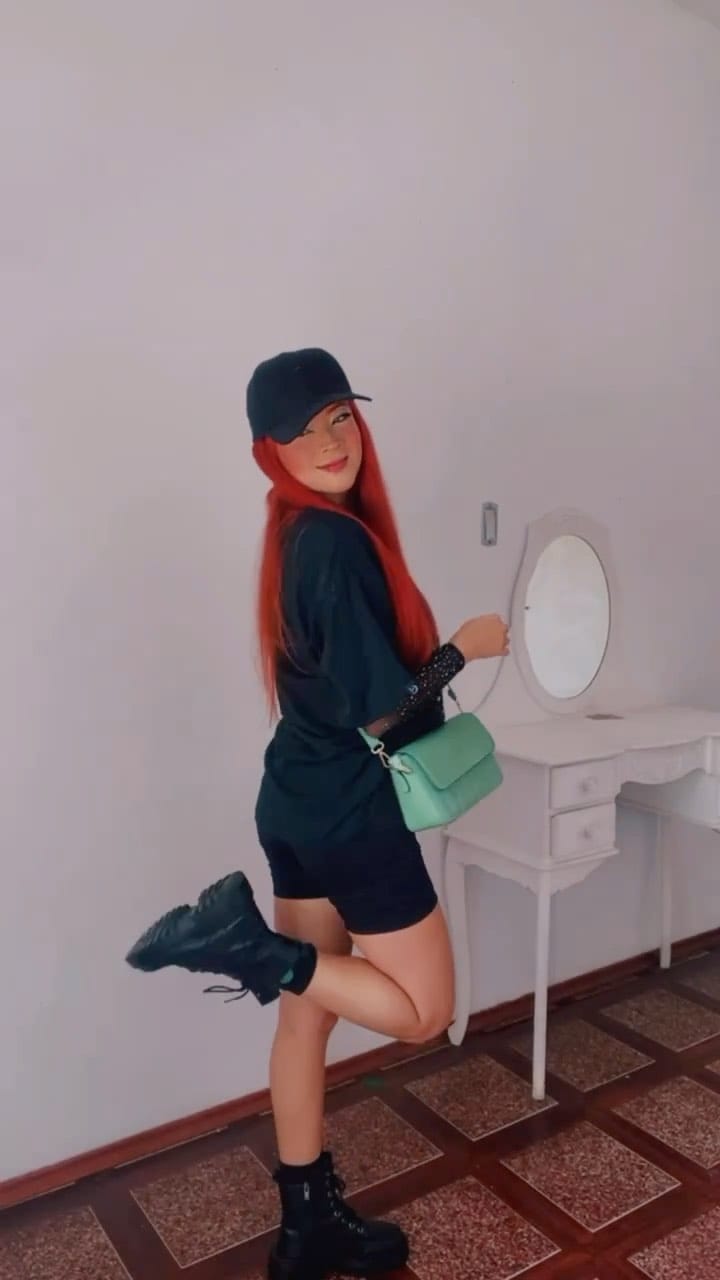 Post 9 by 🦊Sthe  Capel on Instagram (video)