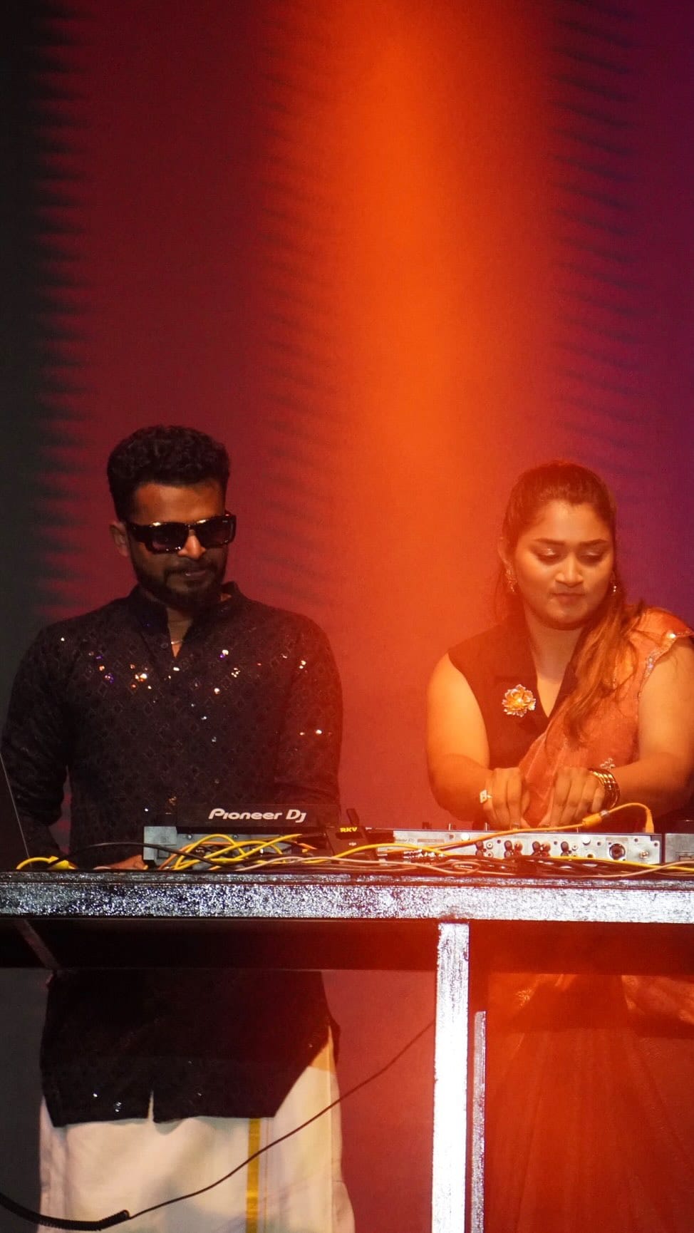 Post 4 by Vibrance - VIT Chennai on Instagram (video)