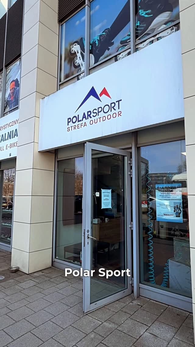 Post 3 by Maurycy Popiel on Instagram (video)