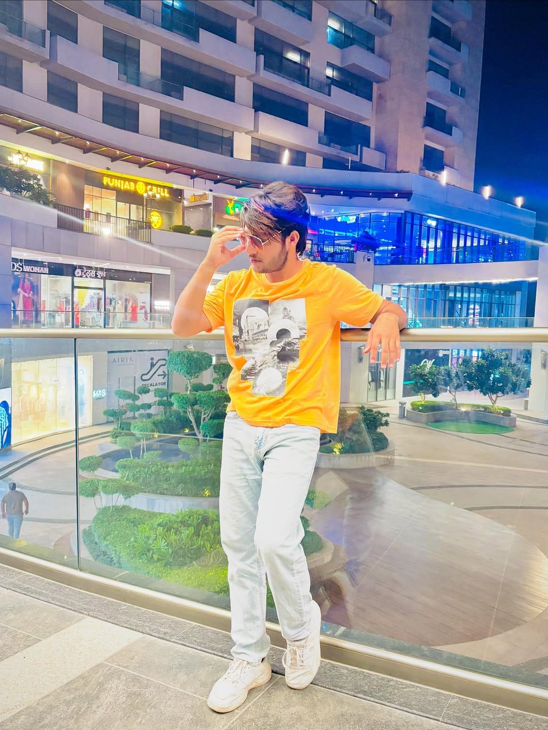 Post 9 by SOYAB KHAN on Instagram (carousel)
