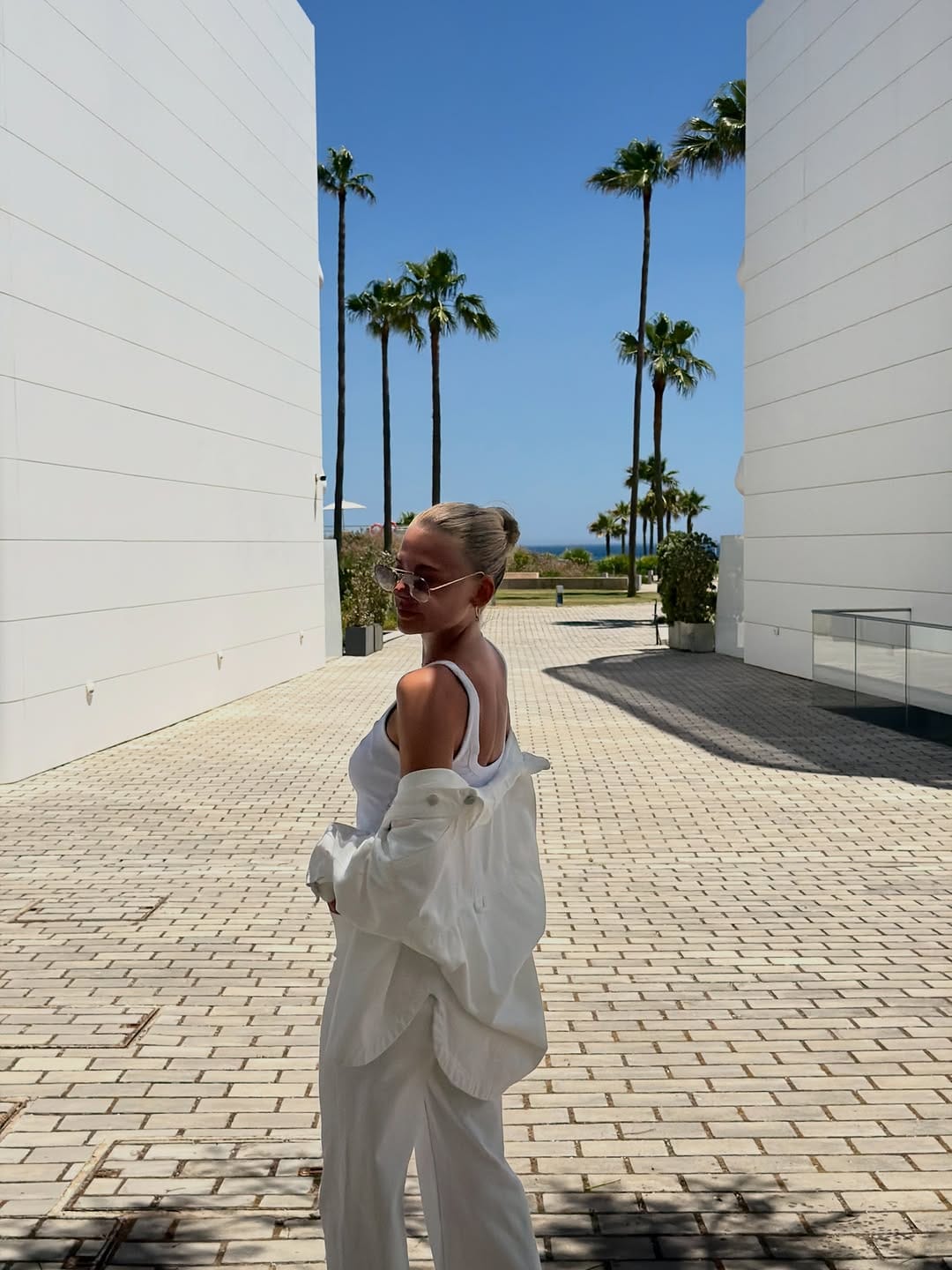 Post 4 by 𝐌𝐚𝐫𝐥𝐨𝐮 ✨ on Instagram (image)
