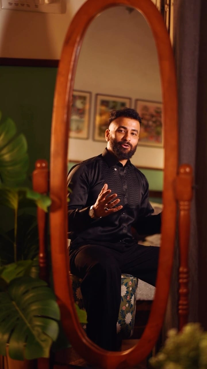 Post 2 by Tanish Ghorpade on Instagram (video)