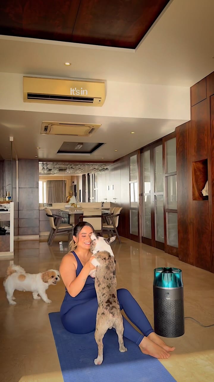 Post 6 by Samidha Singh on Instagram (video)