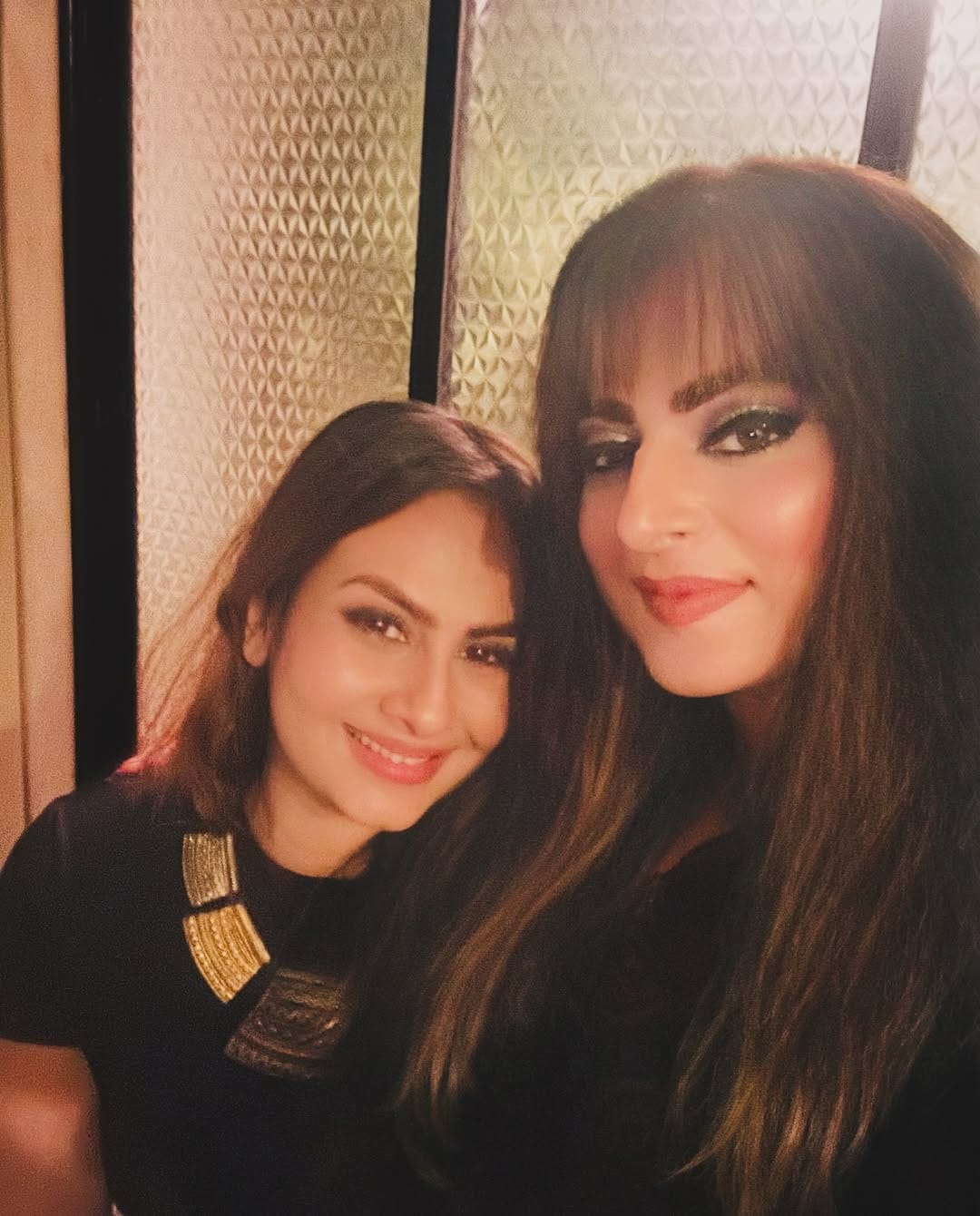 Post 8 by Ekta Saraiya Mehta on Instagram (image)