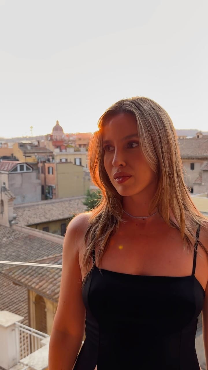 Post 2 by ALEXANDRA FONSATTI on Instagram (video)