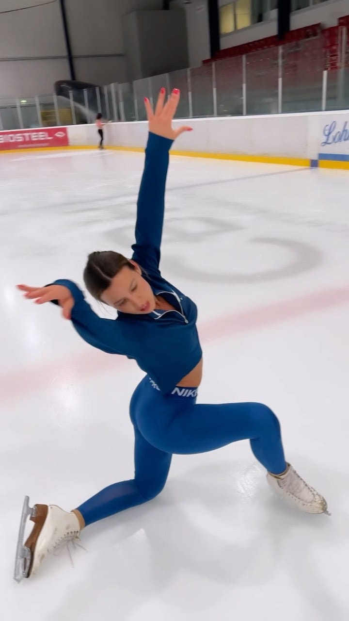 Post 10 by ALEXANDRA FONSATTI on Instagram (video)