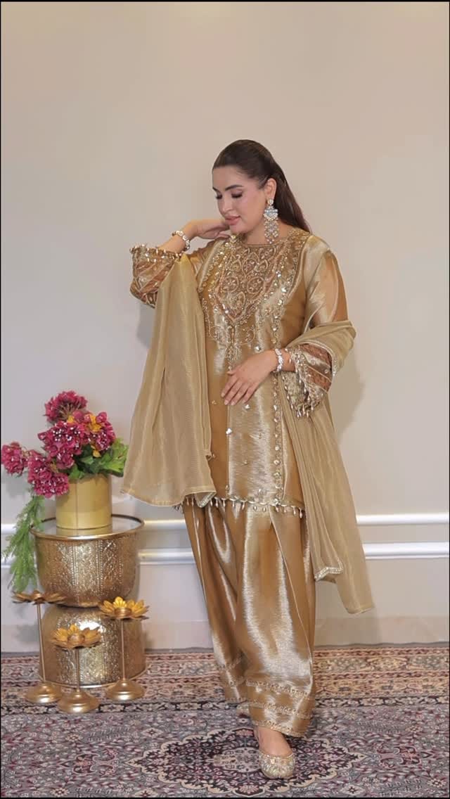 Post 10 by Heena Narang on Instagram (video)