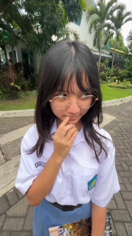 Post 9 by SMAKKOSAYU on Instagram (video)