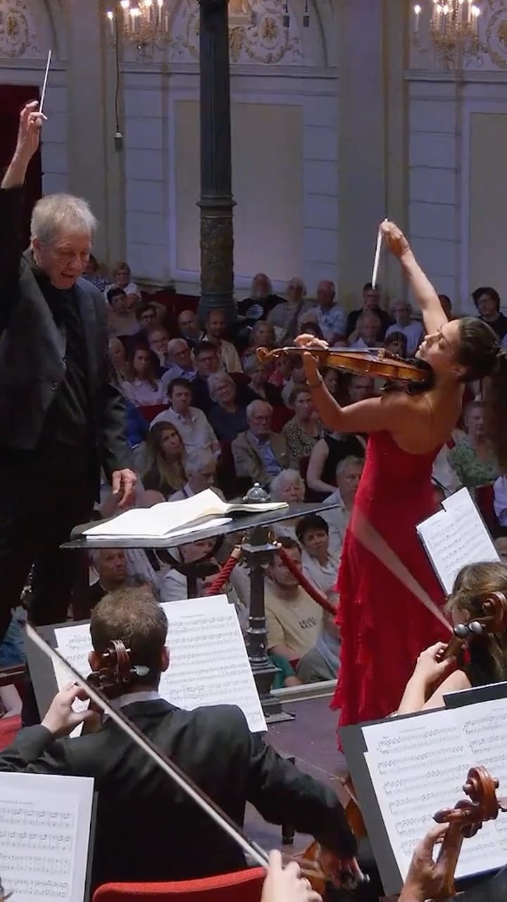 Post 7 by Het Concertgebouw on Instagram (video)