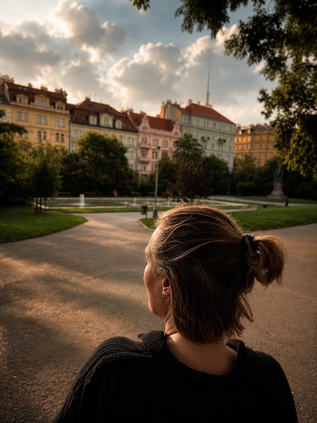 Post 3 by Laura Gehlhaar on Instagram (carousel)