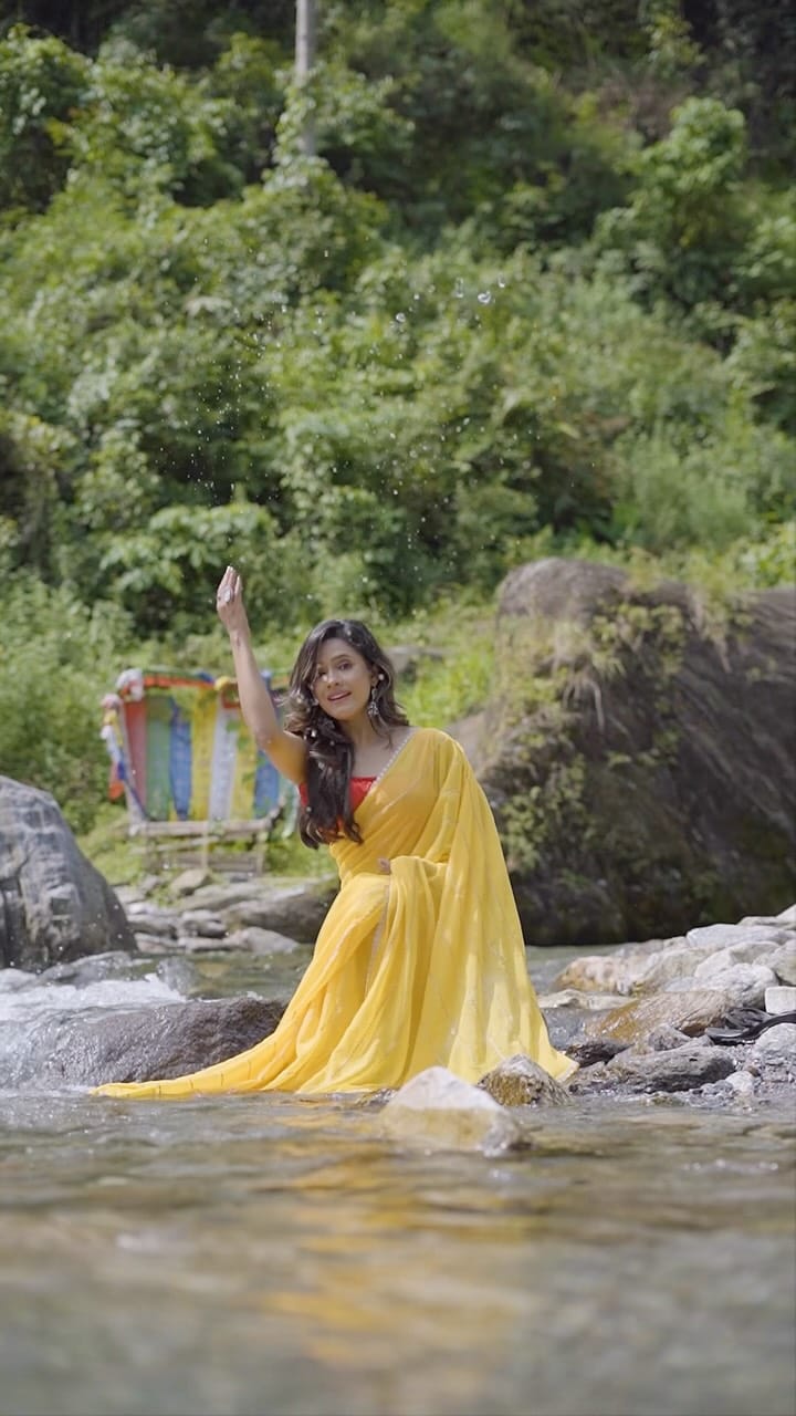 Post 1 by Sanchari Mondal on Instagram (video)