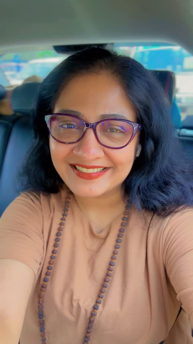 Post 9 by Ssohini ( Sohini Sanyal ) on Instagram (video)