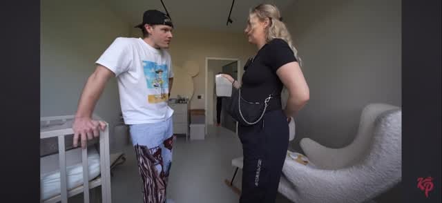 Post 5 by Fan pagina 🤭 on Instagram (video)