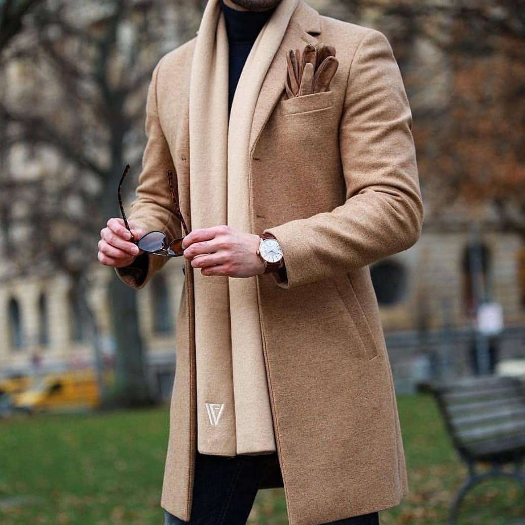 Post 1 by MEN IN COATS - Official🕴 on Instagram (image)